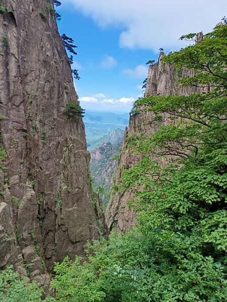 File:黄山 石片.jpg