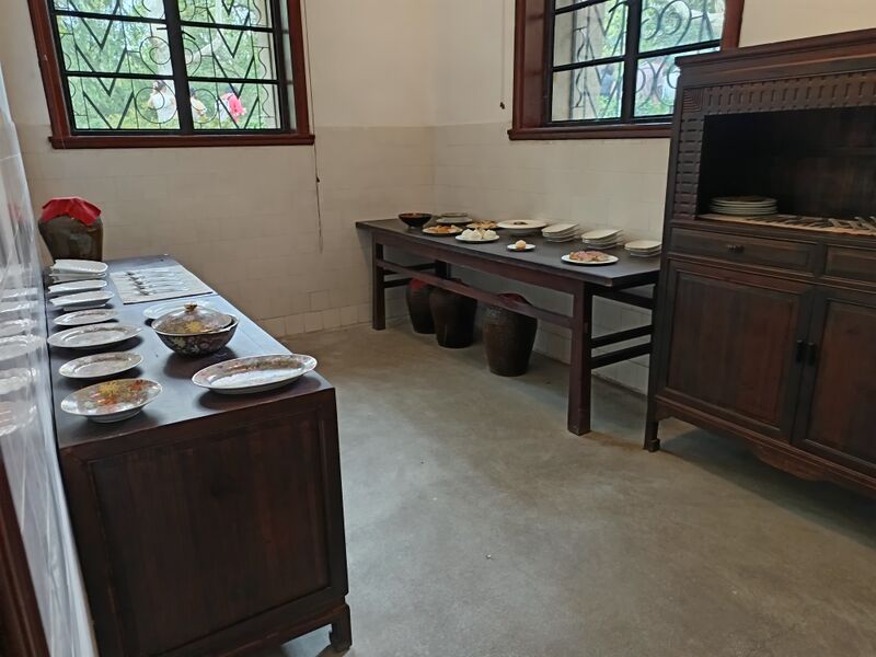 File:南京 美龄宫橱柜.jpg