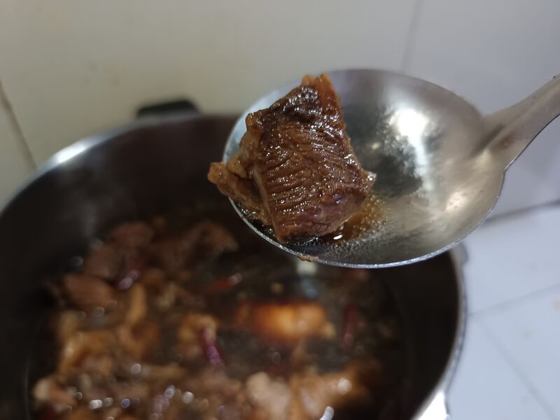 File:美食-卤牛胸.jpg