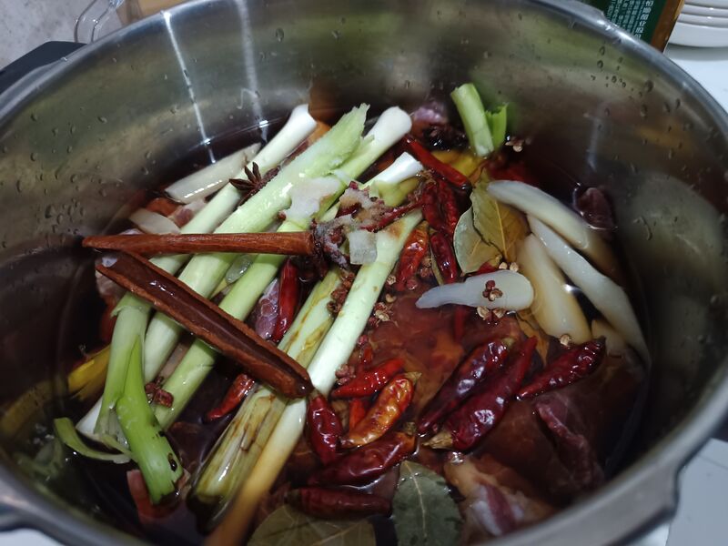 File:美食-卤菜佐料.jpg